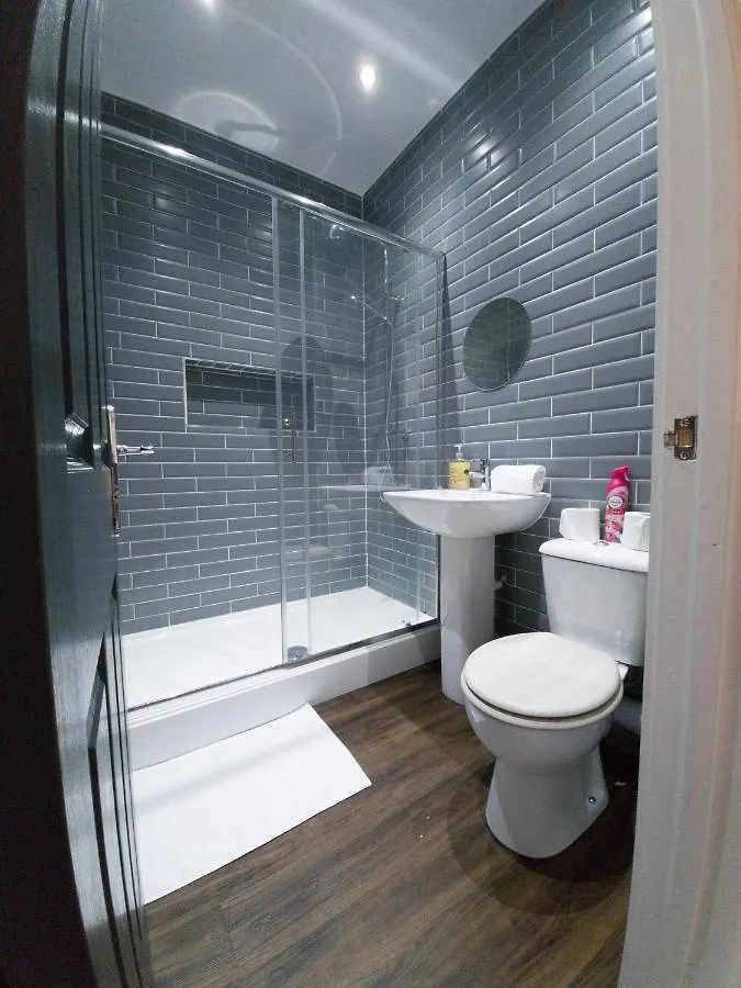 Apartment Principality Suites; One Bed By Property Promise Cardiff