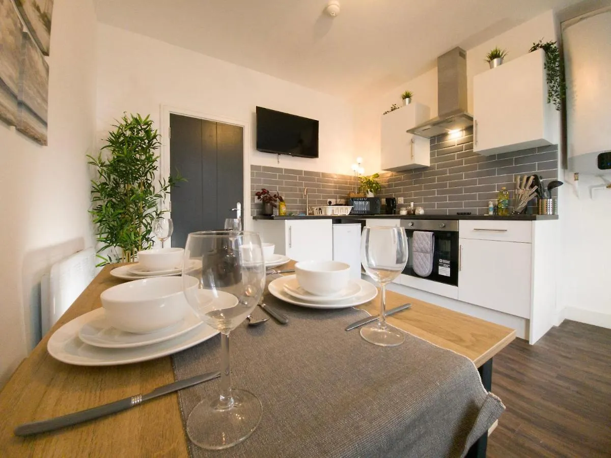 Principality Suites; One Bed By Property Promise Cardiff 0*,